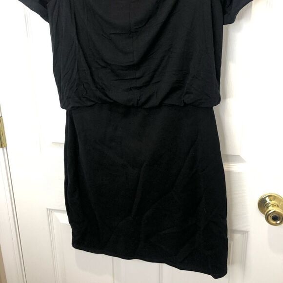 NWT Bailey 44 Evereve black short sleeve cutout shoulder dress, size medium - Picture 14 of 16